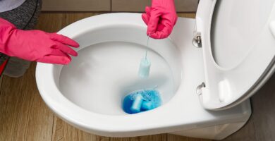 4 reasons why your toilet is slow to fill scaled